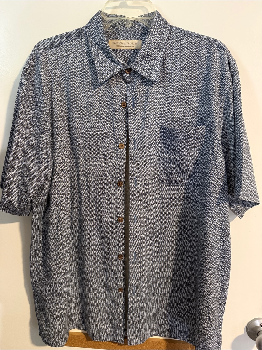 Island Republic Men's Light Blue Patterned Short-Sleeve Button-Down Shirt